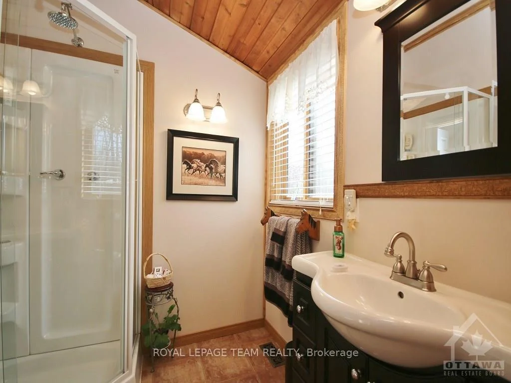 Photo 21 of 1663 Christina Crescent, North Dundas, North Dundas (Mountain) Twp — HOMEH