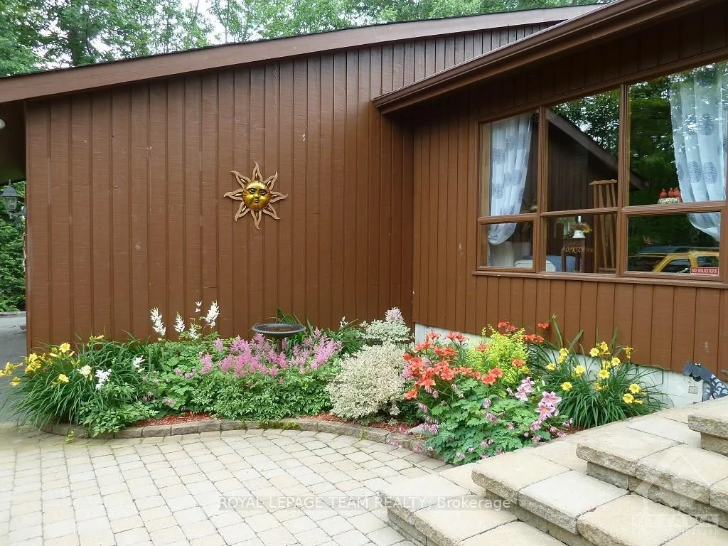 Photo 28 of 1663 Christina Crescent, North Dundas, North Dundas (Mountain) Twp — HOMEH