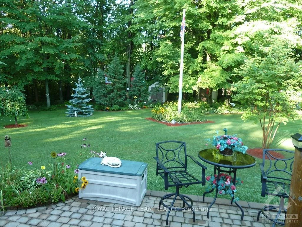 Photo 29 of 1663 Christina Crescent, North Dundas, North Dundas (Mountain) Twp — HOMEH