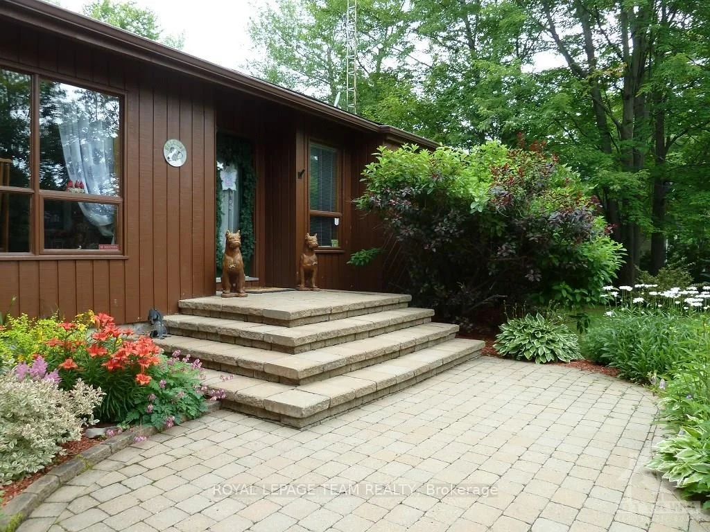 Photo 30 of 1663 Christina Crescent, North Dundas, North Dundas (Mountain) Twp — HOMEH