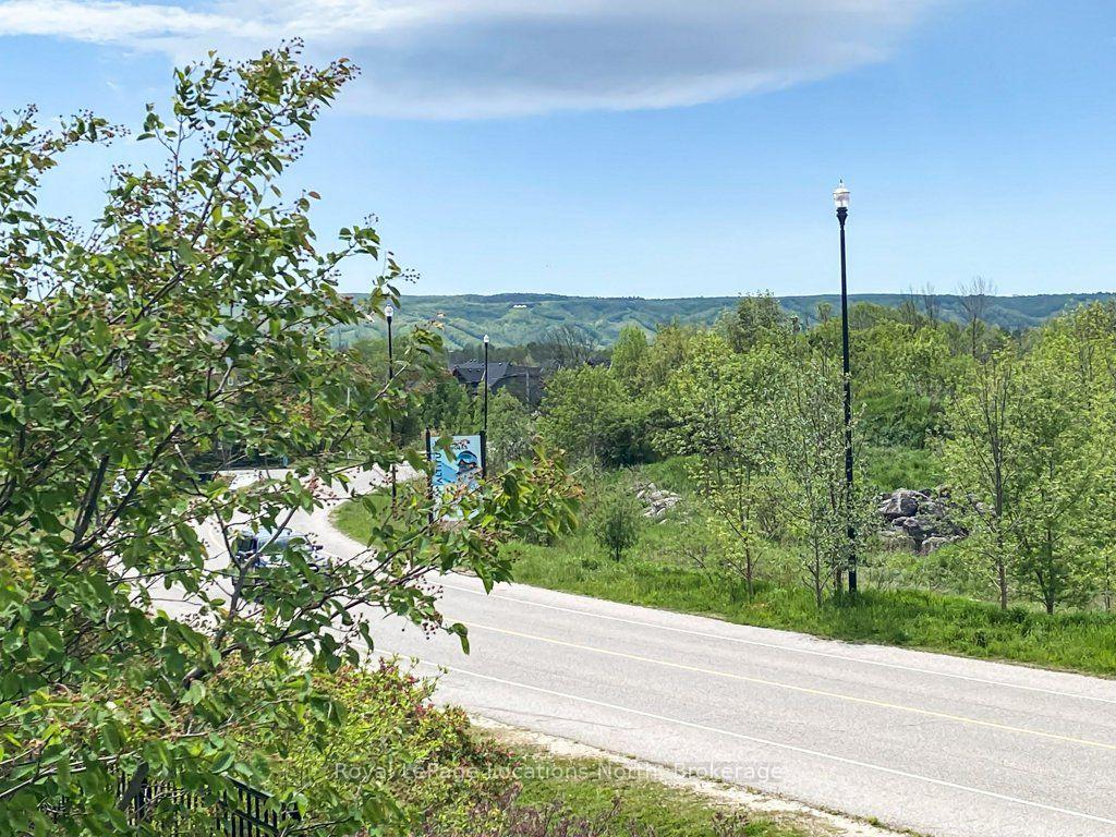 Photo 14 of 2 Joseph Trail, Collingwood — HOMEH