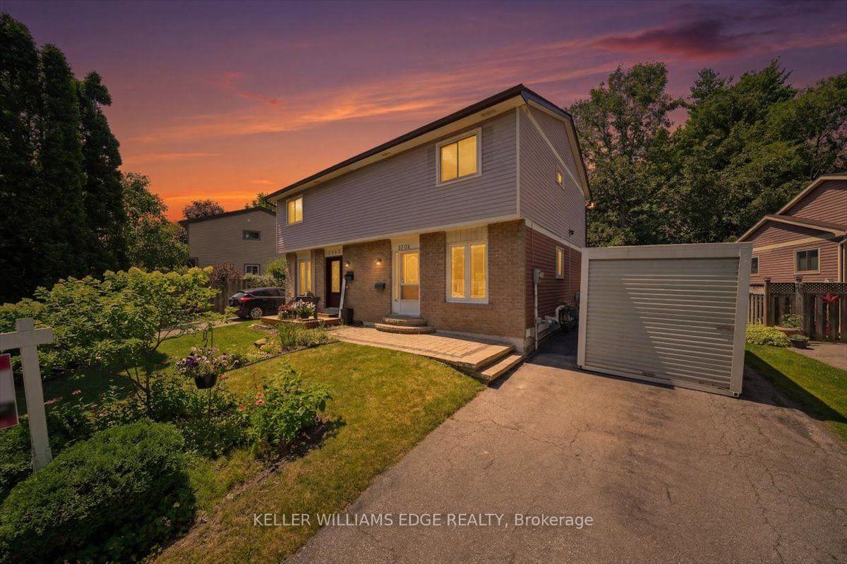 Photo 2 of 2320 Middlesmoor Crescent, Burlington, Brant Hills — HOMEH