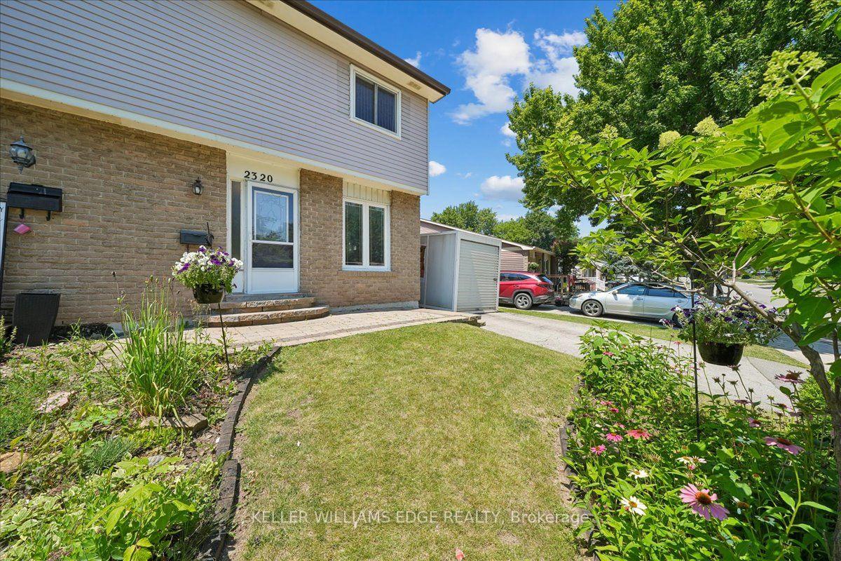 Photo 4 of 2320 Middlesmoor Crescent, Burlington, Brant Hills — HOMEH