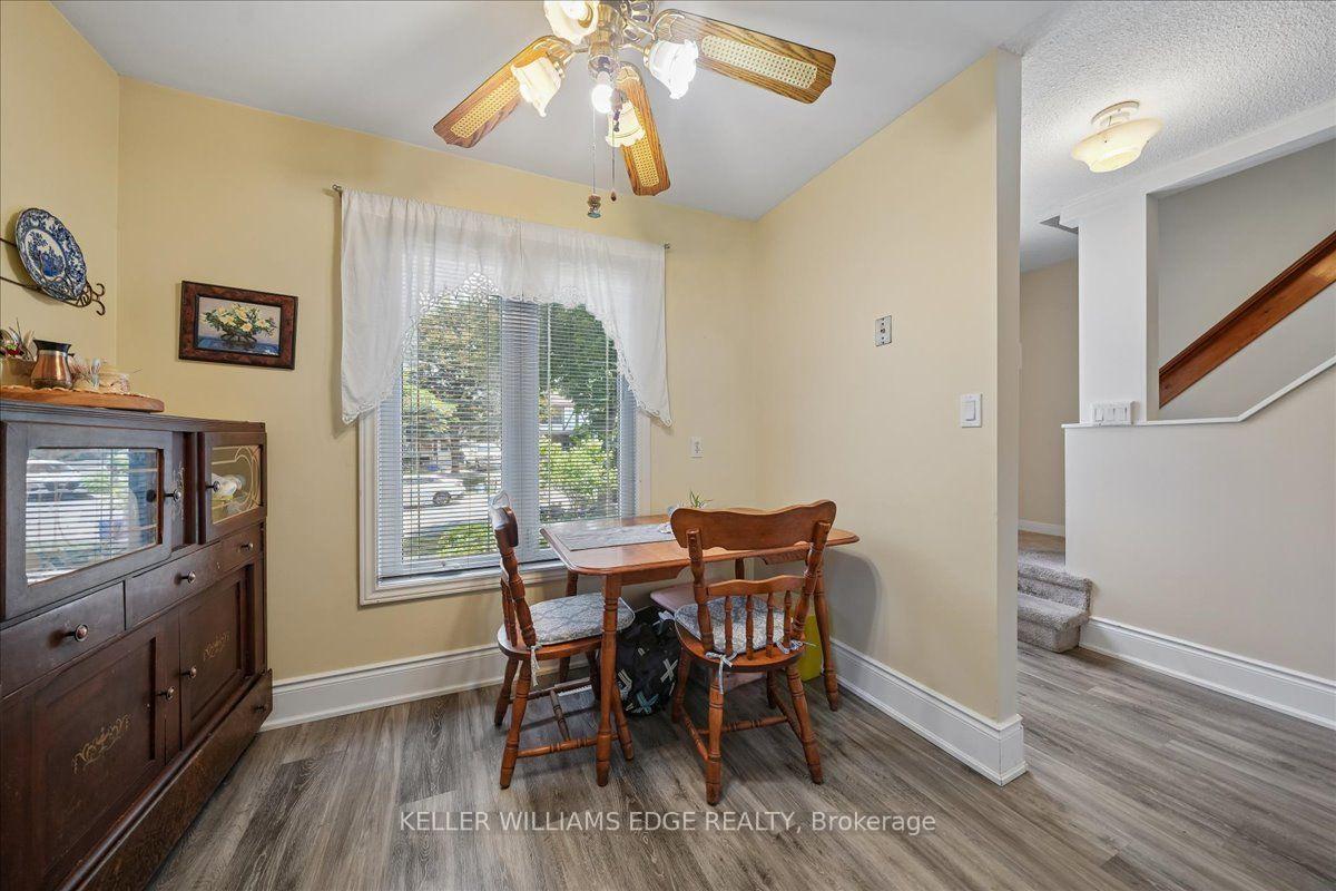 Photo 11 of 2320 Middlesmoor Crescent, Burlington, Brant Hills — HOMEH