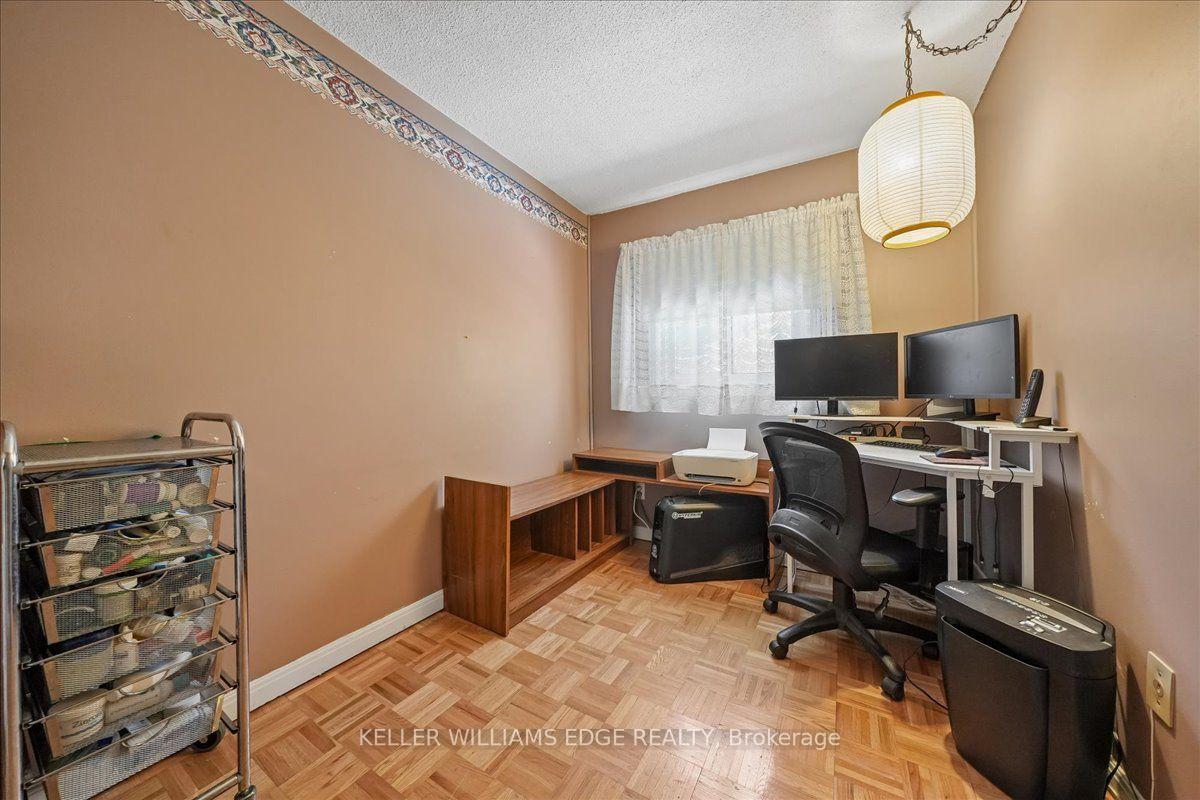 Photo 40 of 2320 Middlesmoor Crescent, Burlington, Brant Hills — HOMEH