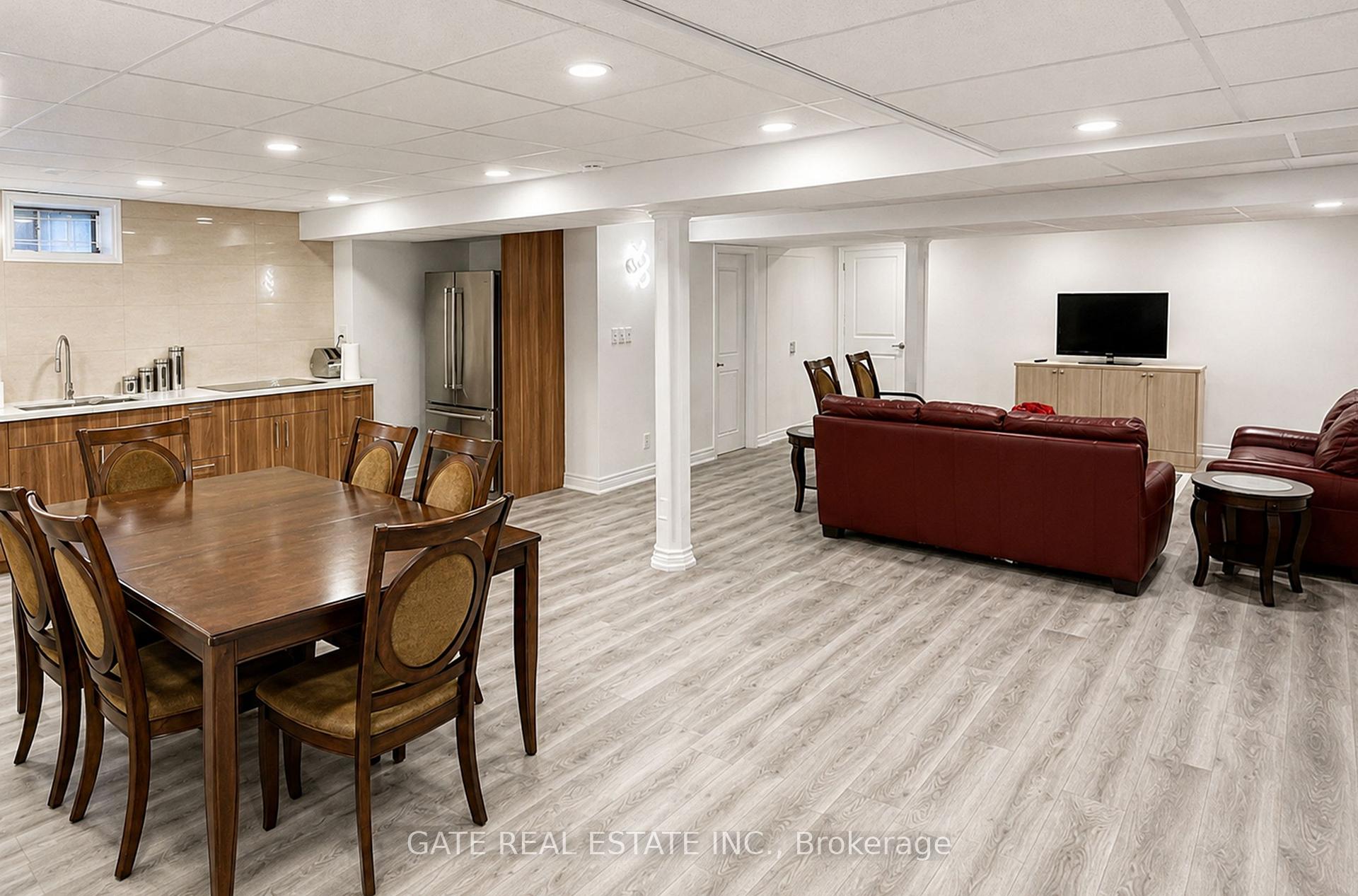 Photo 6 of 64 Morrison Crescent, Markham, Unionville — HOMEH