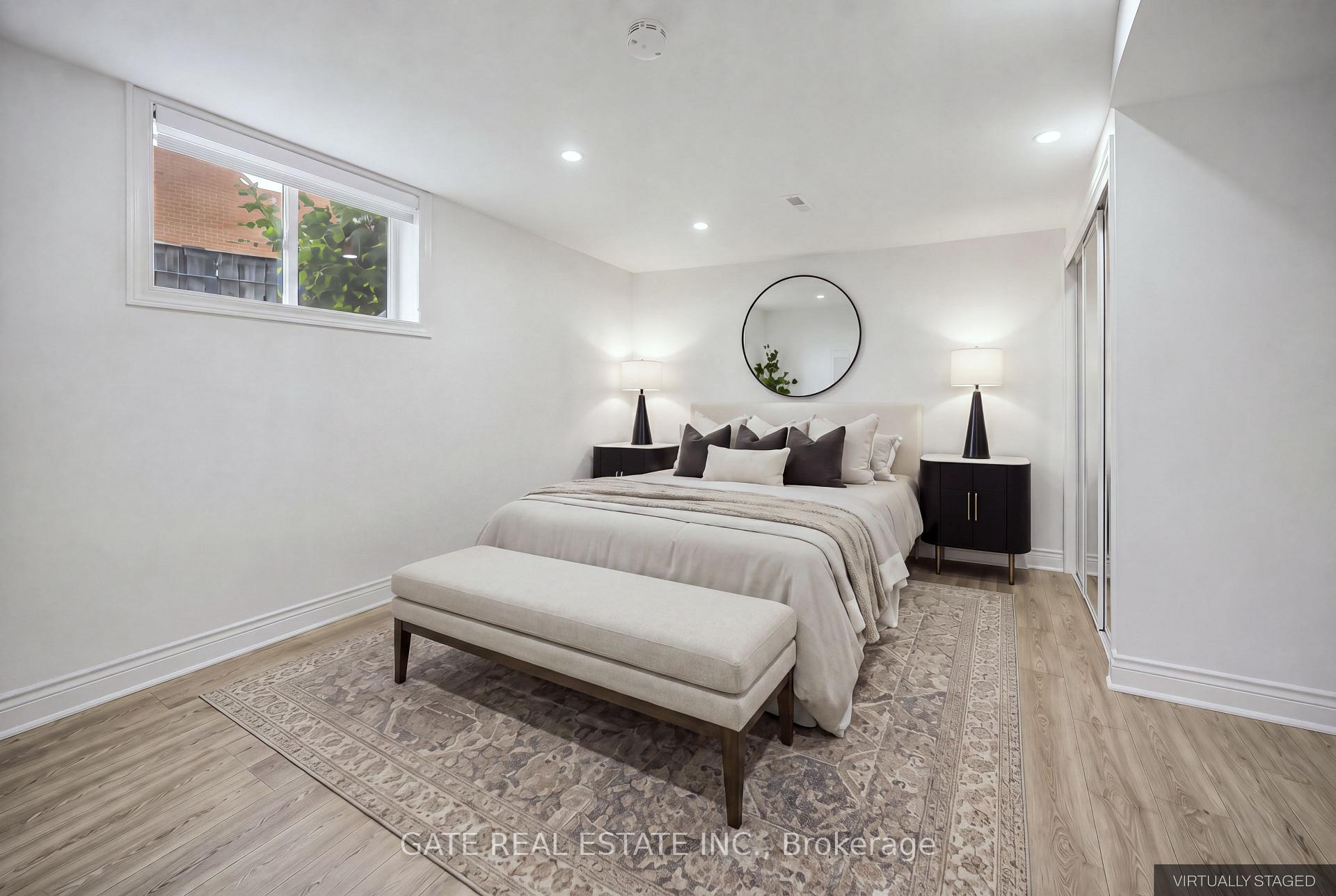 Photo 9 of 64 Morrison Crescent, Markham, Unionville — HOMEH