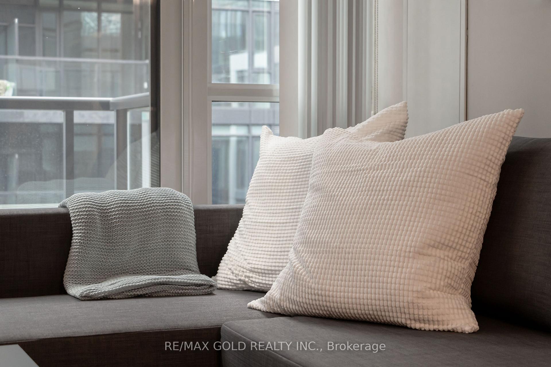 Photo 14 of Unit 809, 560 Front Street W, Toronto, Waterfront Communities — HOMEH