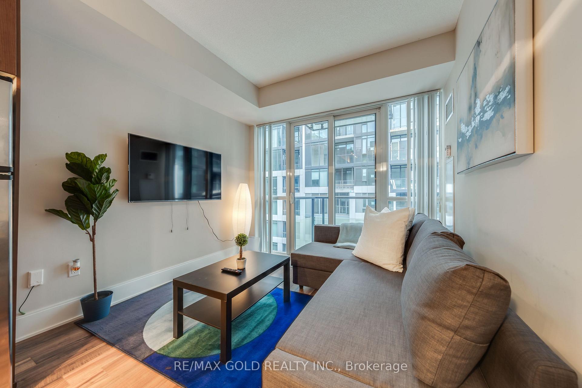 Photo 19 of Unit 809, 560 Front Street W, Toronto, Waterfront Communities — HOMEH