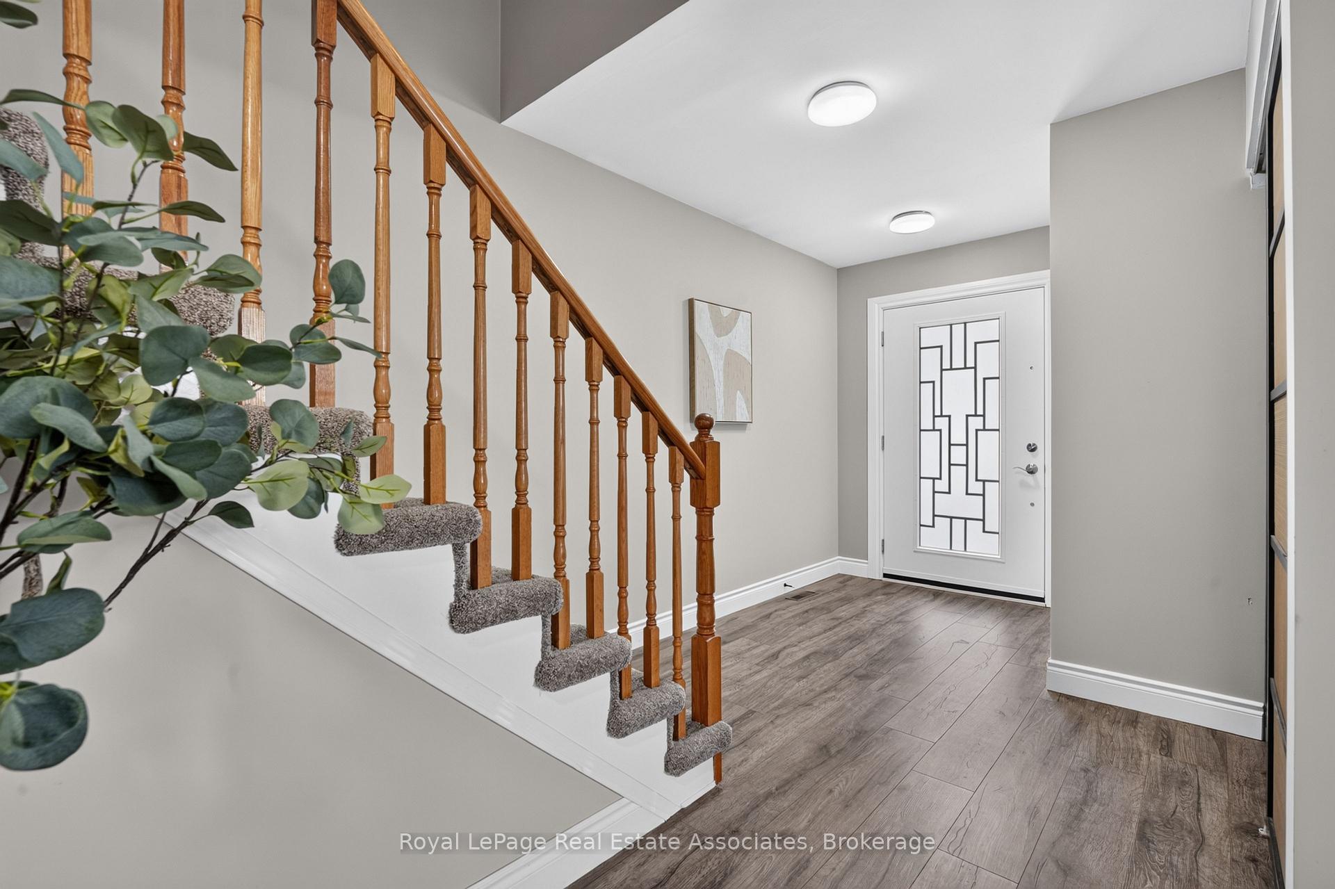 Photo 5 of 8 Horsham Street, Brampton, Brampton West — HOMEH