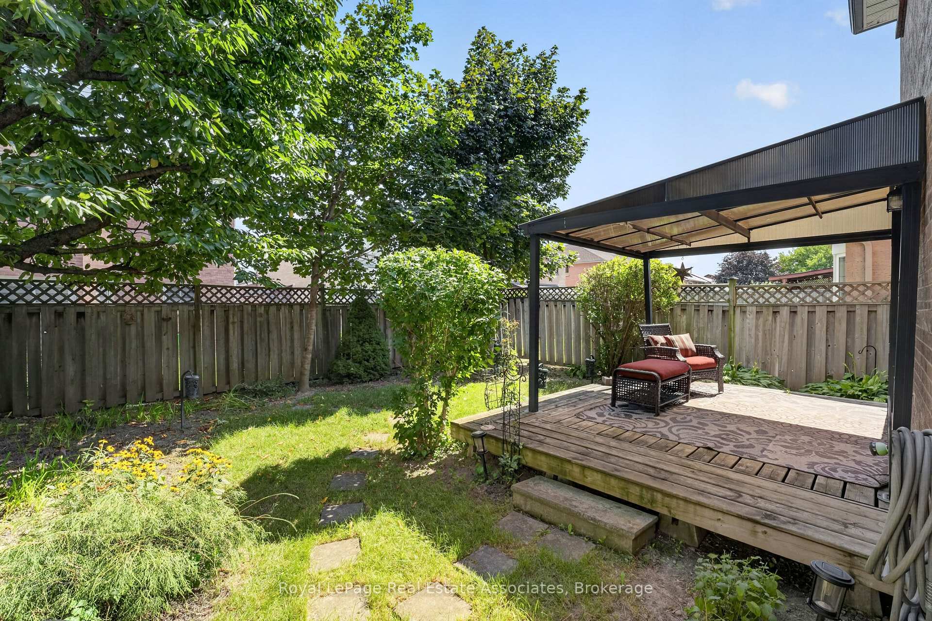Photo 44 of 8 Horsham Street, Brampton, Brampton West — HOMEH