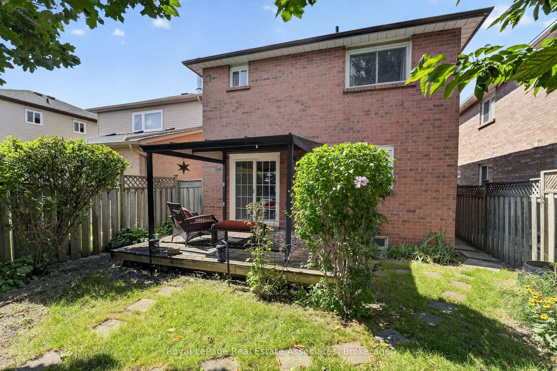 Photo 46 of 8 Horsham Street, Brampton, Brampton West — HOMEH