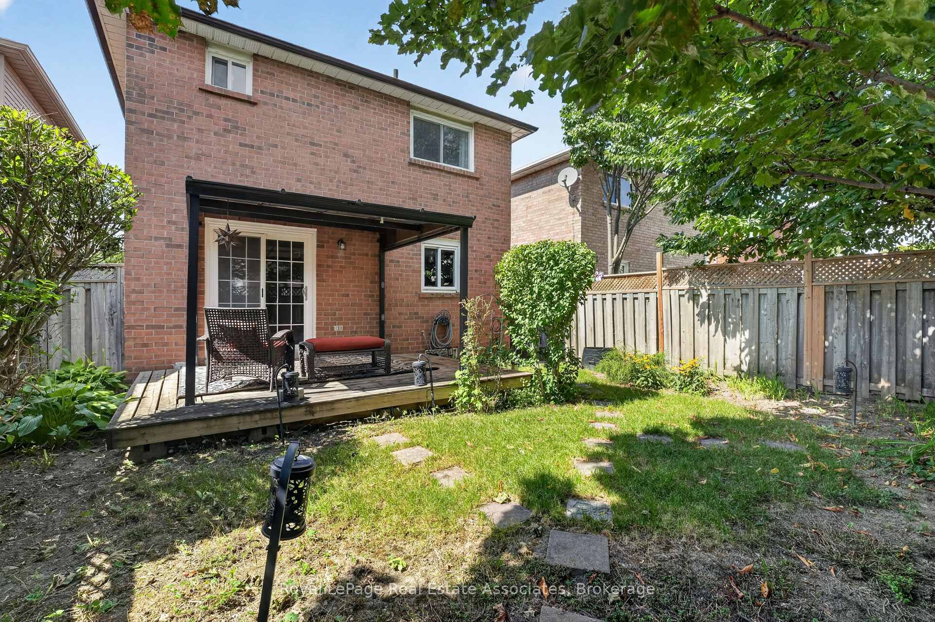 Photo 48 of 8 Horsham Street, Brampton, Brampton West — HOMEH