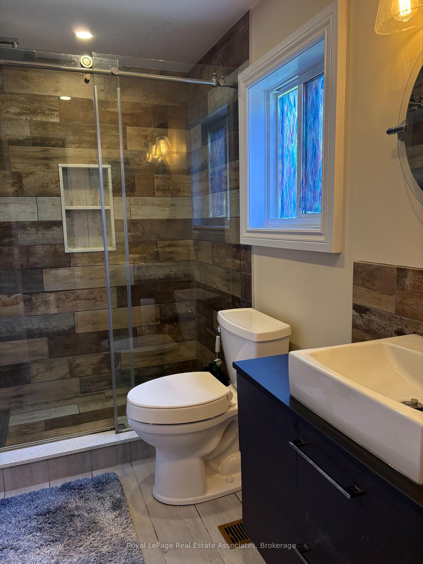 Photo 16 of 11 Tamarack Court, New Tecumseth, Rural New Tecumseth — HOMEH