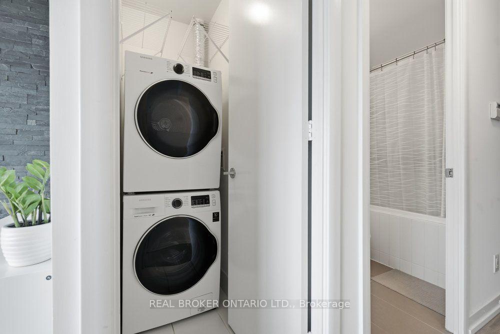Photo 23 of Unit 825, 165 Legion Road N, Etobicoke, Mimico — HOMEH