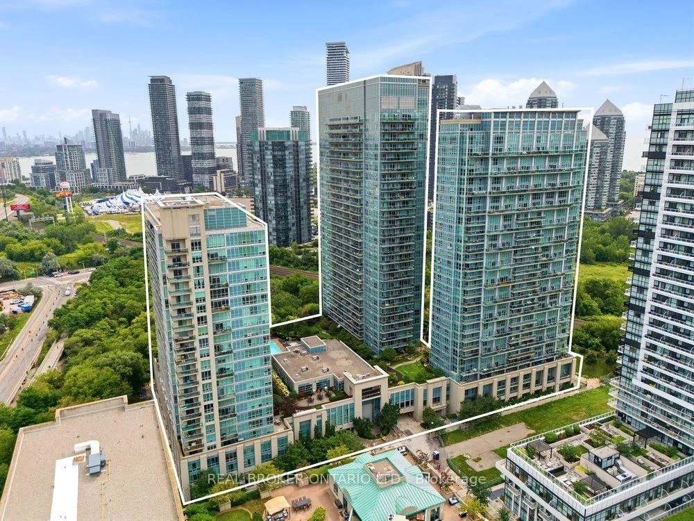 Photo 5 of Unit 825, 165 Legion Road N, Etobicoke, Mimico — HOMEH