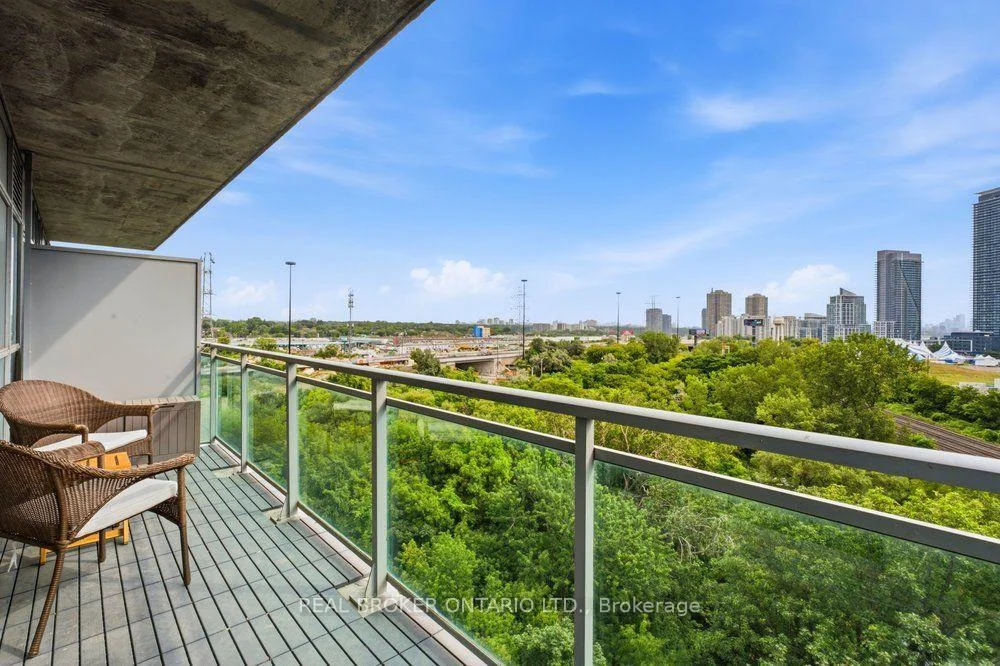 Photo 15 of Unit 825, 165 Legion Road N, Etobicoke, Mimico — HOMEH