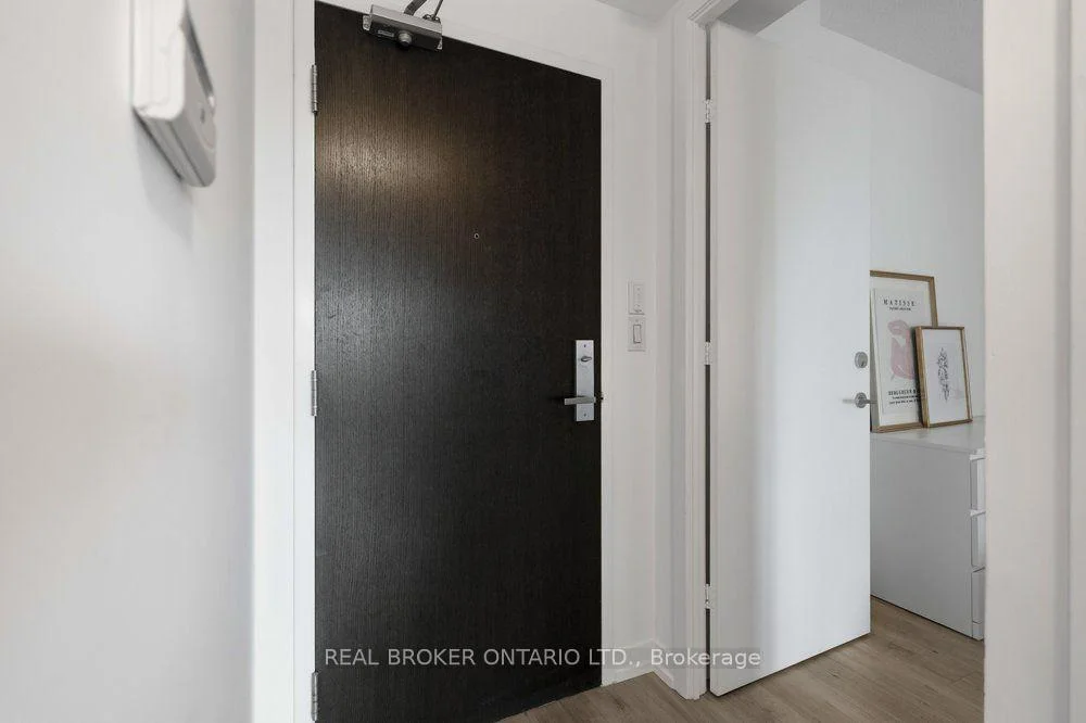 Photo 21 of Unit 825, 165 Legion Road N, Etobicoke, Mimico — HOMEH