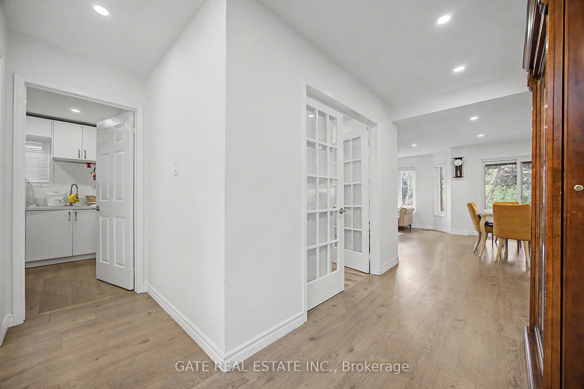 Photo 9 of 64 Morrison Crescent, Markham, Unionville — HOMEH
