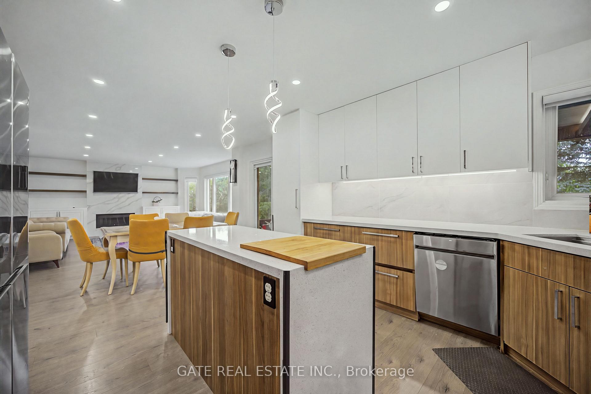 Photo 21 of 64 Morrison Crescent, Markham, Unionville — HOMEH