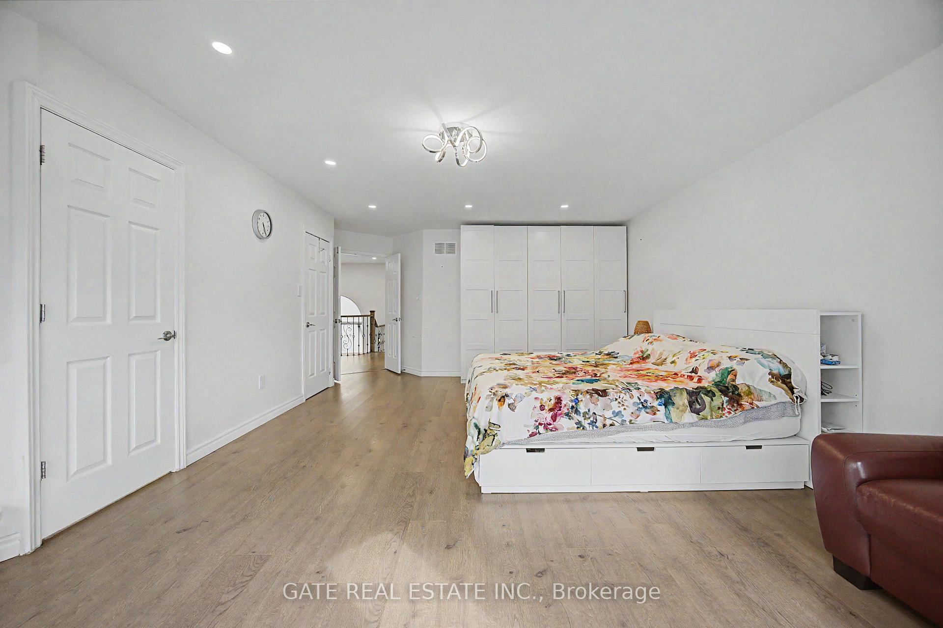 Photo 24 of 64 Morrison Crescent, Markham, Unionville — HOMEH
