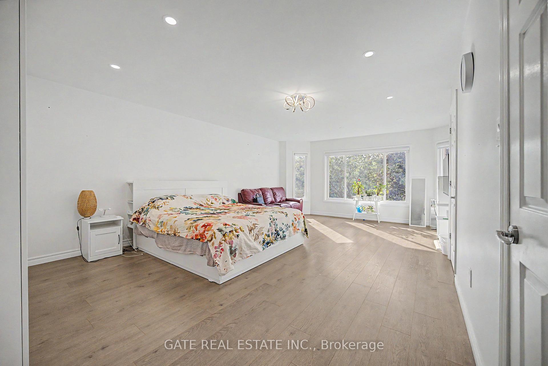 Photo 25 of 64 Morrison Crescent, Markham, Unionville — HOMEH