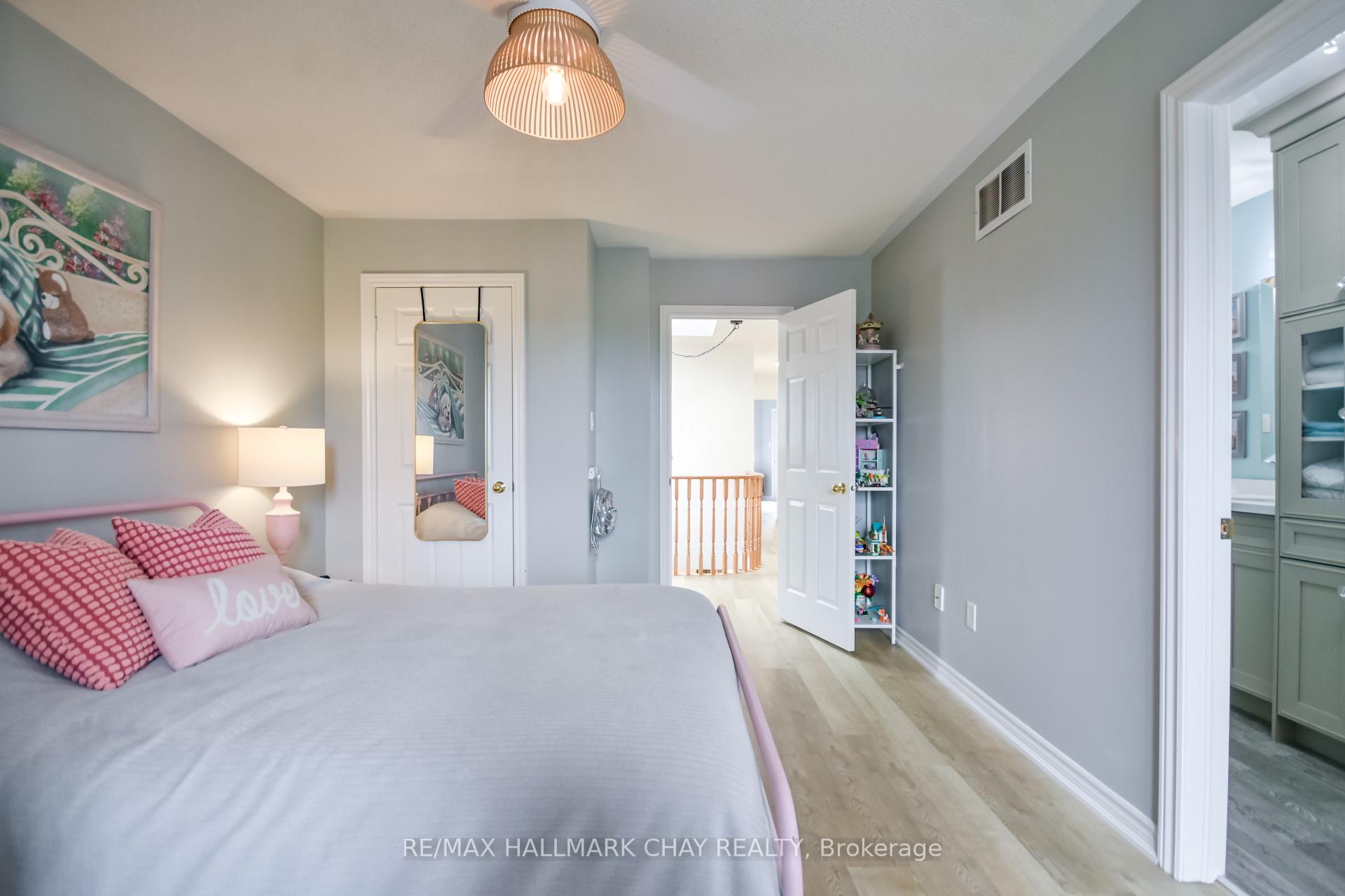 Photo 23 of 1 Hawkins Drive, Barrie, Ardagh — HOMEH