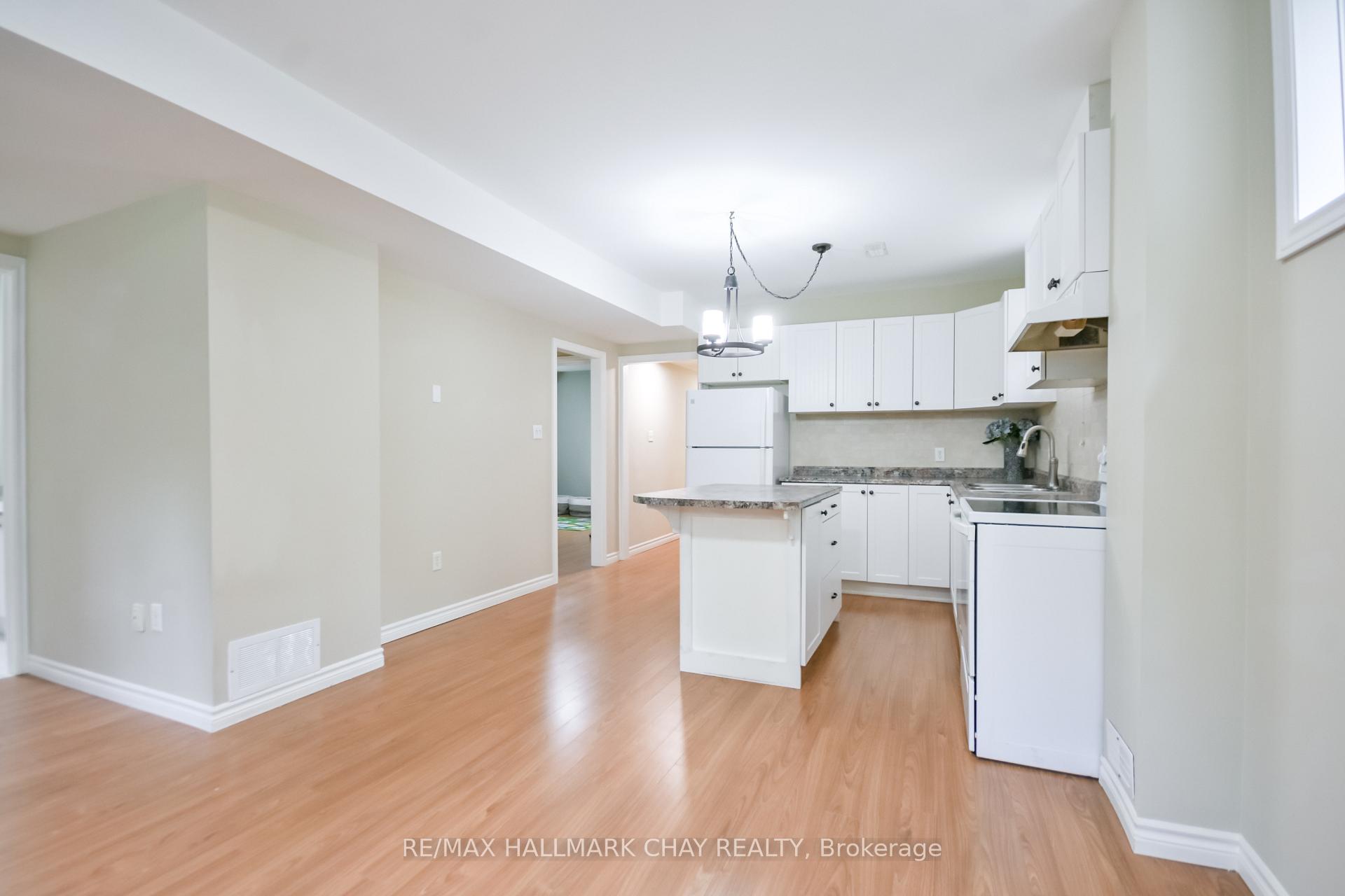 Photo 33 of 1 Hawkins Drive, Barrie, Ardagh — HOMEH