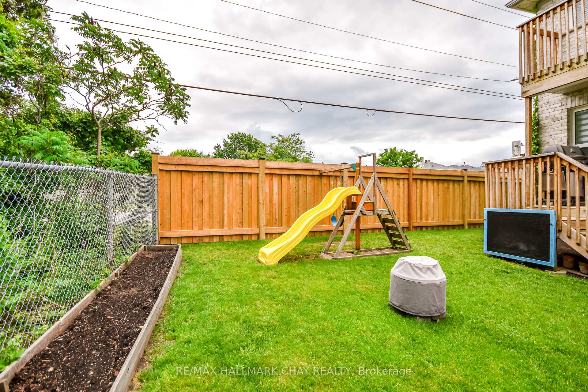 Photo 40 of 1 Hawkins Drive, Barrie, Ardagh — HOMEH
