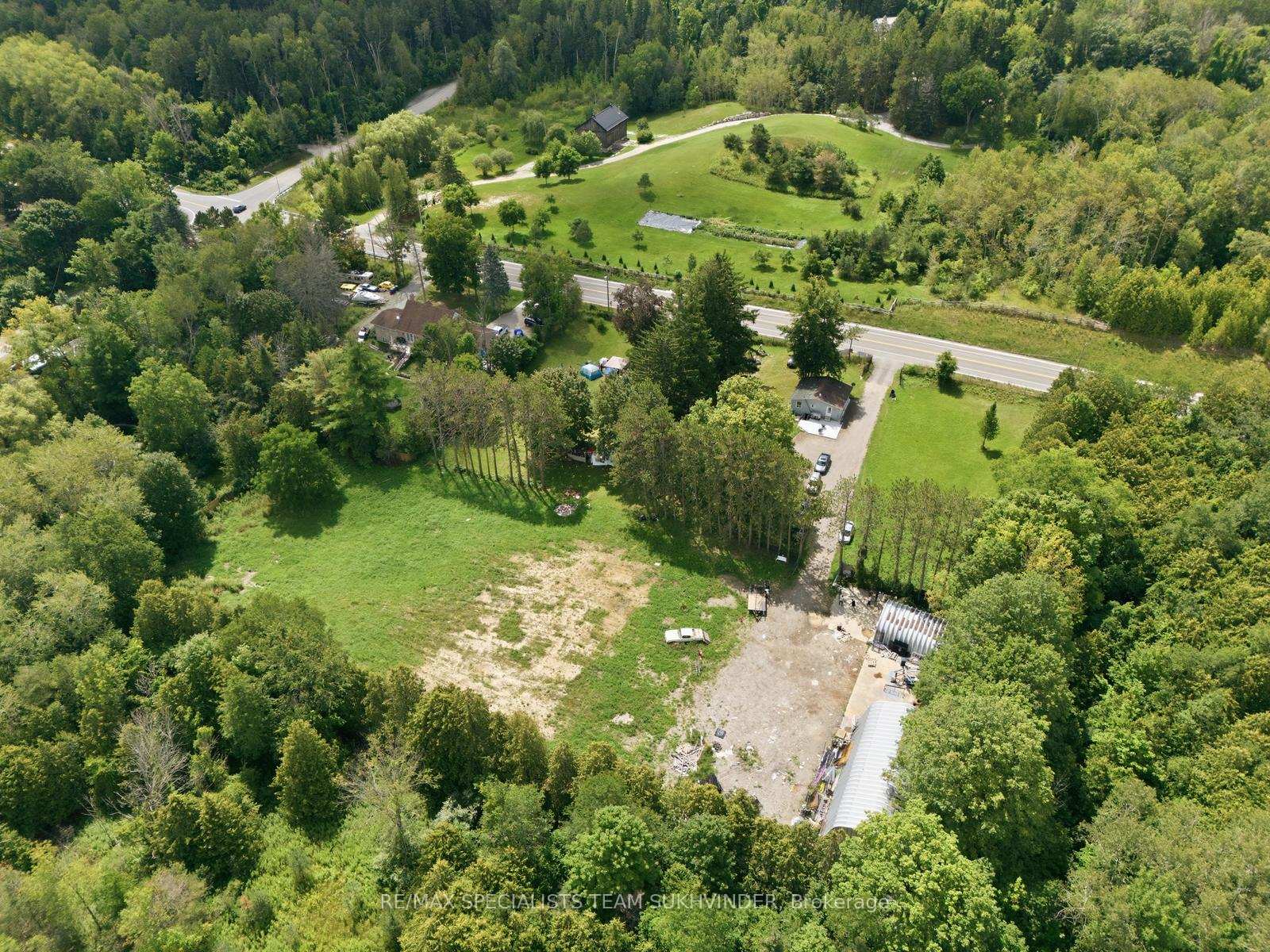 Photo 10 of 17043 The Gore Road, Caledon, Rural Caledon — HOMEH