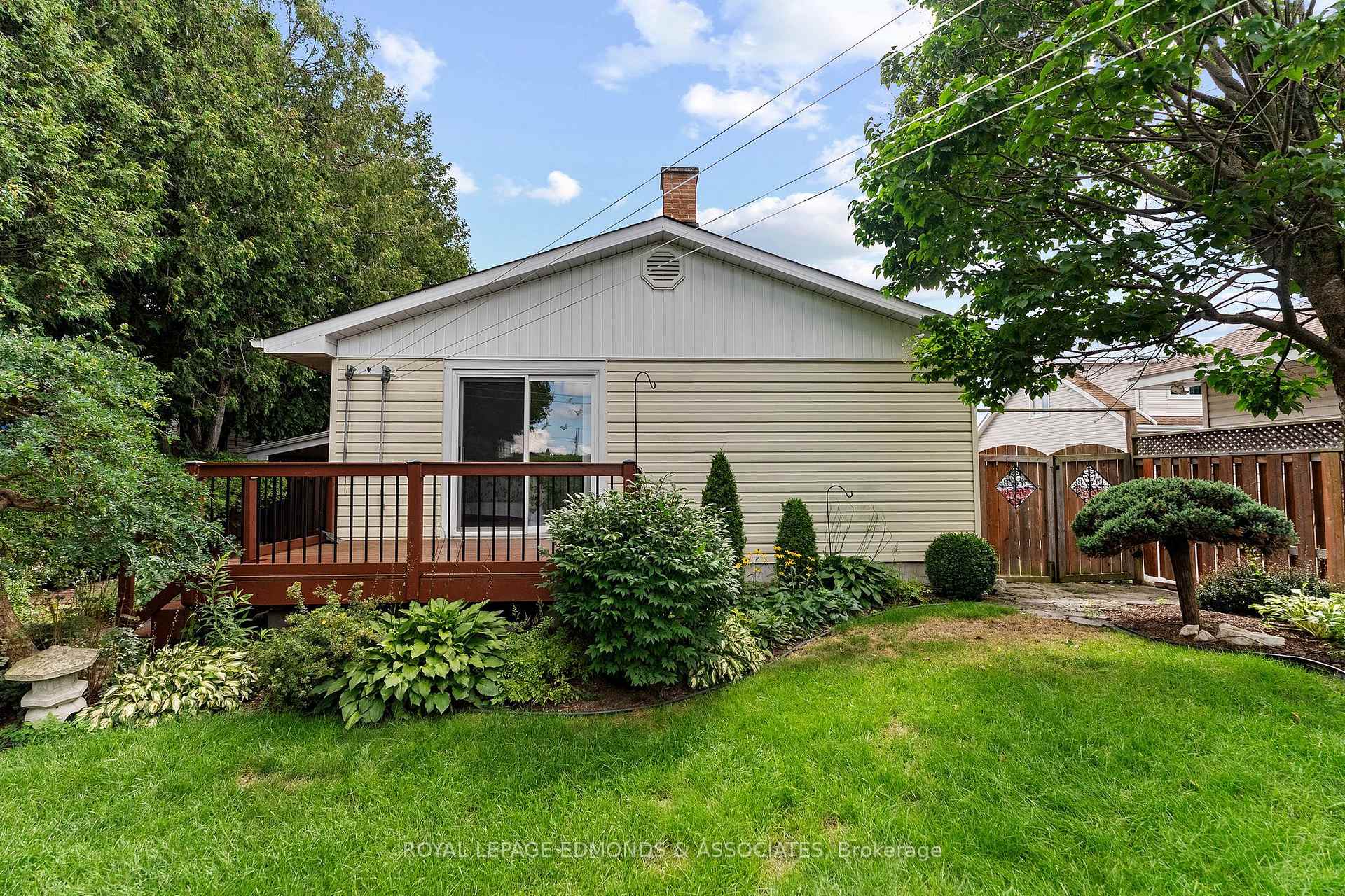Photo 37 of 105 Ellis Avenue, Pembroke, Pembroke — HOMEH