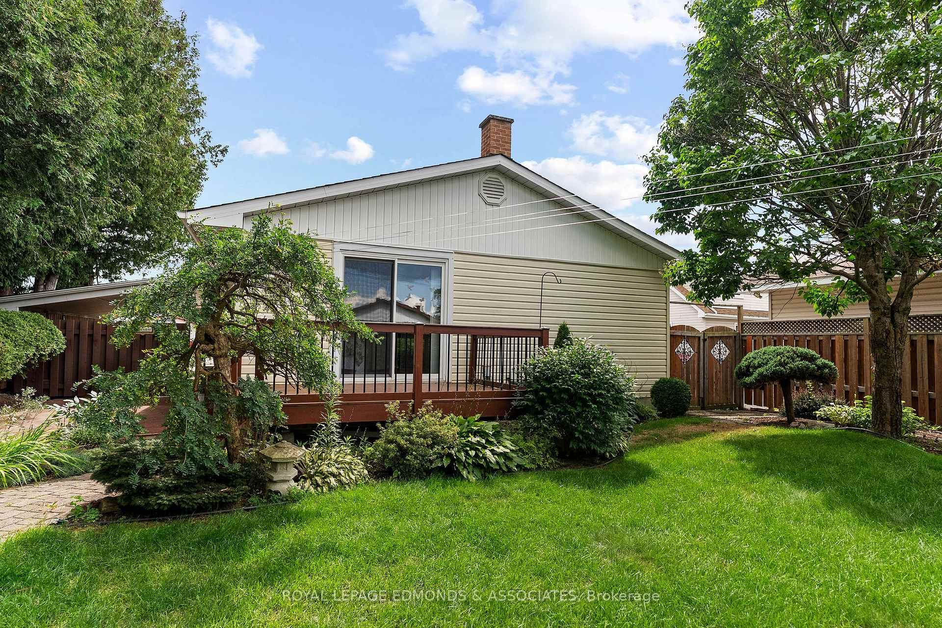 Photo 38 of 105 Ellis Avenue, Pembroke, Pembroke — HOMEH