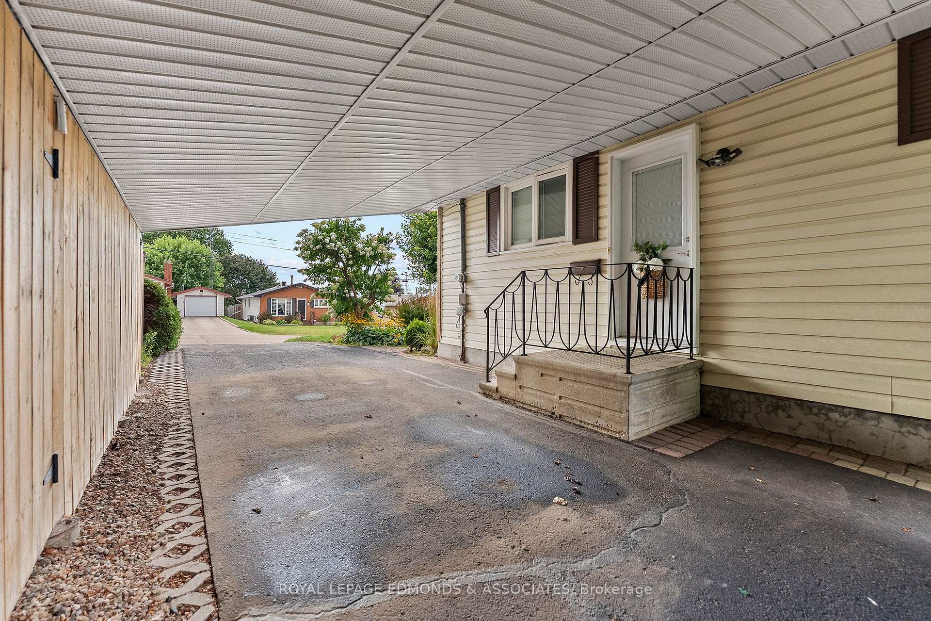 Photo 40 of 105 Ellis Avenue, Pembroke, Pembroke — HOMEH