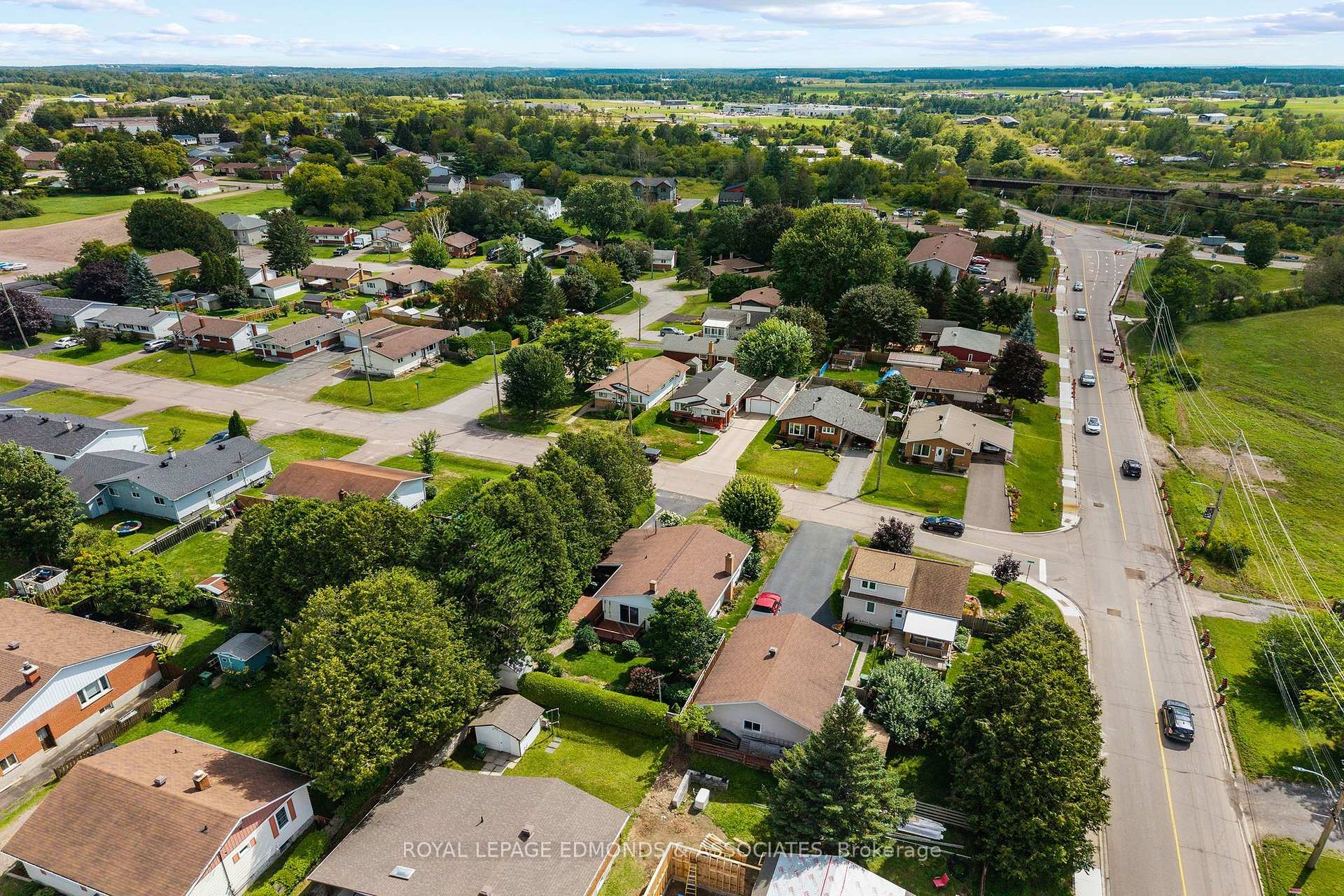 Photo 46 of 105 Ellis Avenue, Pembroke, Pembroke — HOMEH