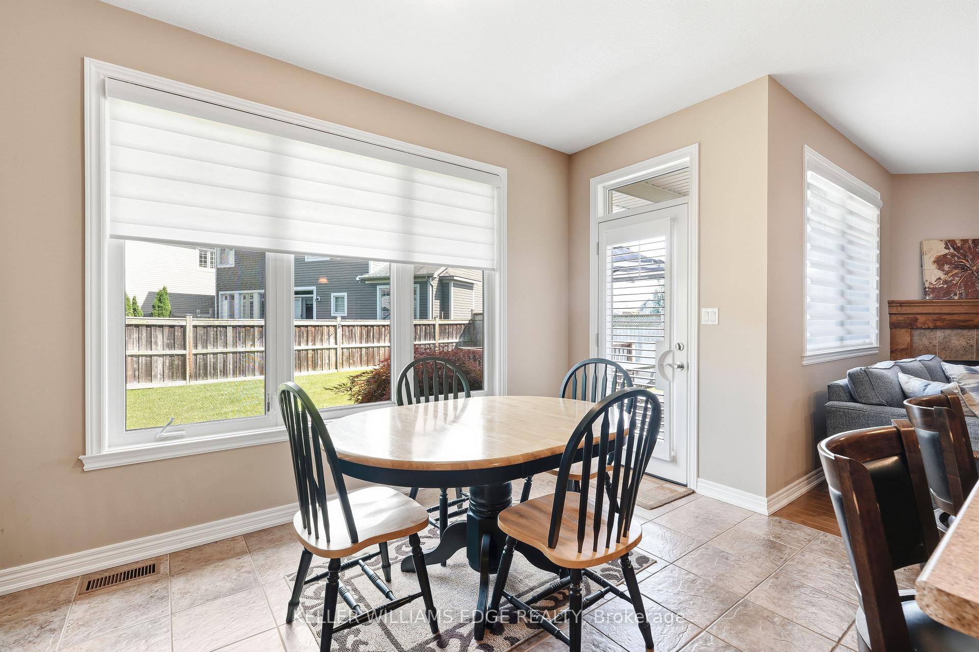 Photo 22 of 31 Streamside Drive, West Lincoln, Smithville — HOMEH