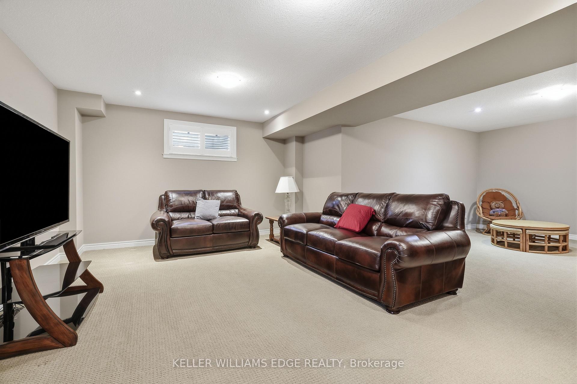 Photo 24 of 31 Streamside Drive, West Lincoln, Smithville — HOMEH