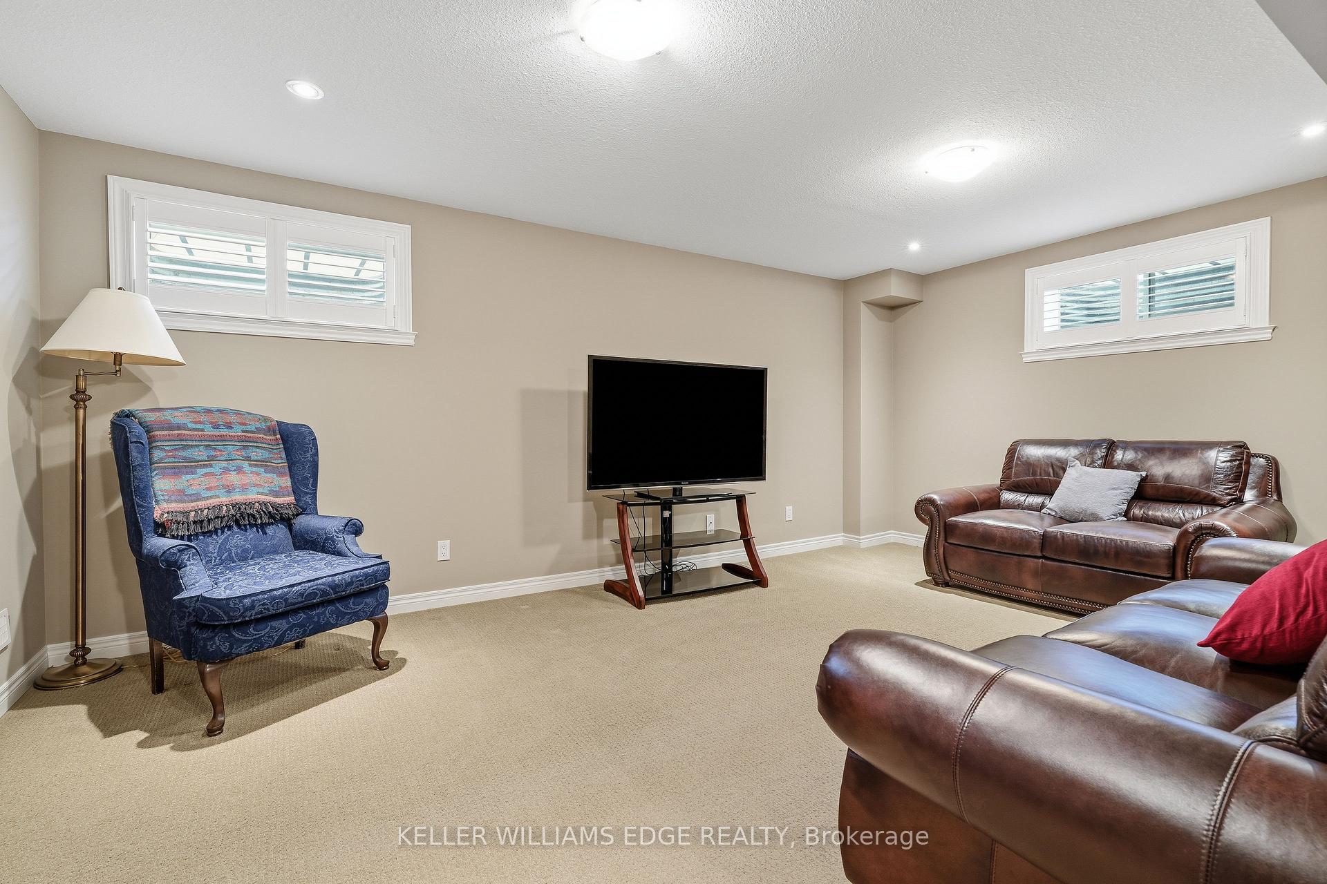 Photo 25 of 31 Streamside Drive, West Lincoln, Smithville — HOMEH