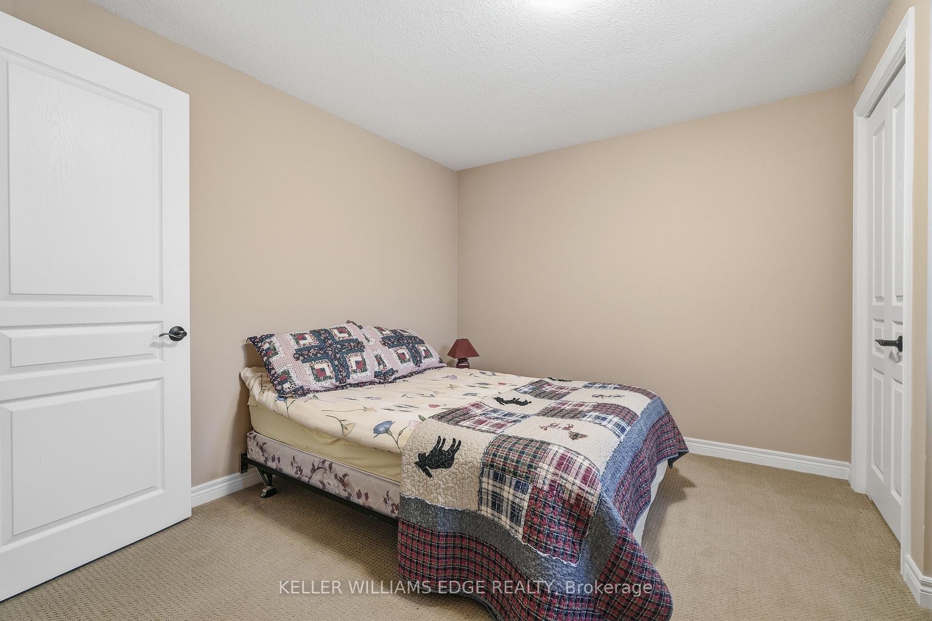 Photo 27 of 31 Streamside Drive, West Lincoln, Smithville — HOMEH