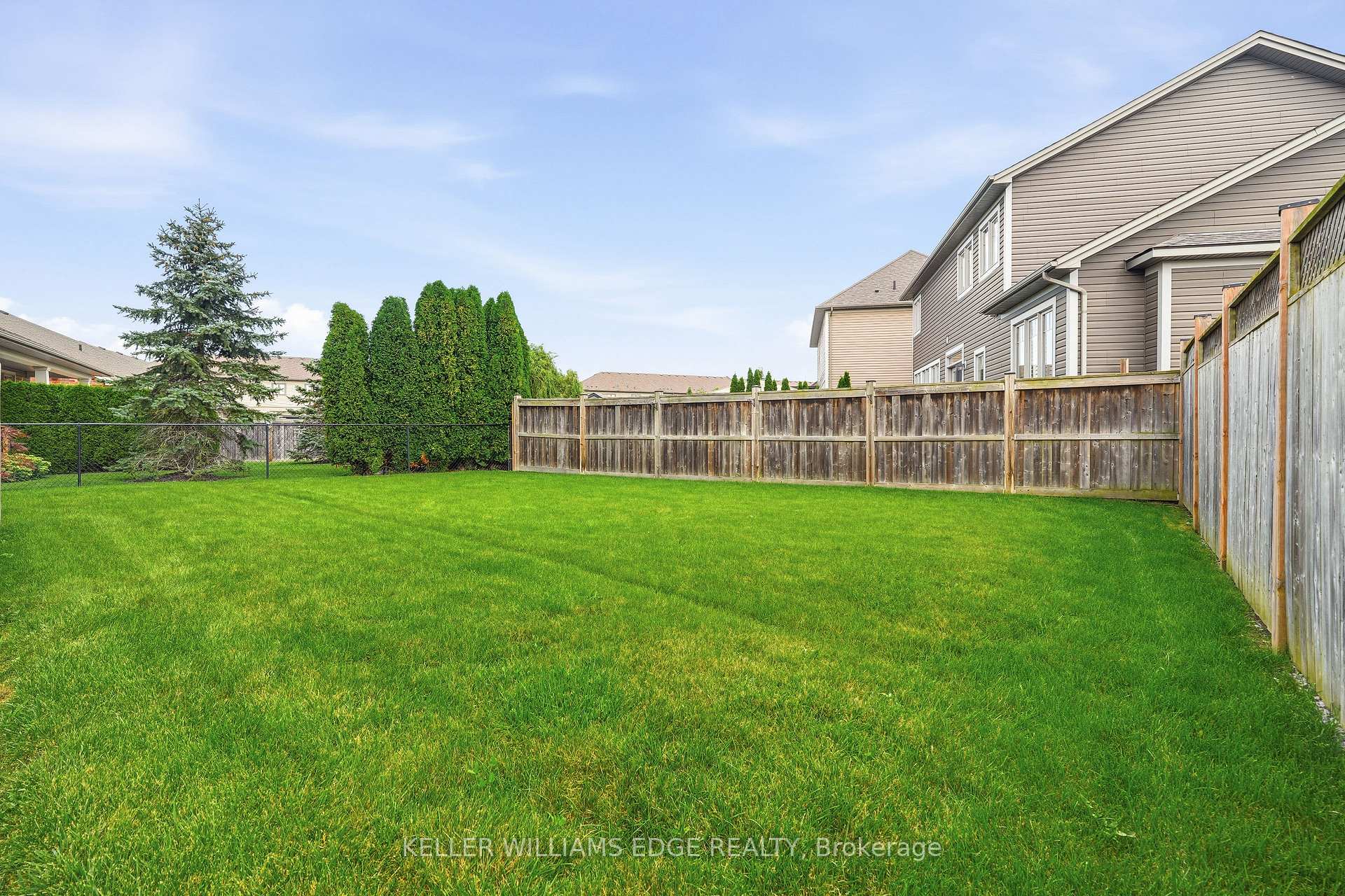 Photo 34 of 31 Streamside Drive, West Lincoln, Smithville — HOMEH