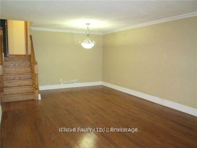 Photo 3 of 11 Judith Crescent, Brampton, Northgate — HOMEH