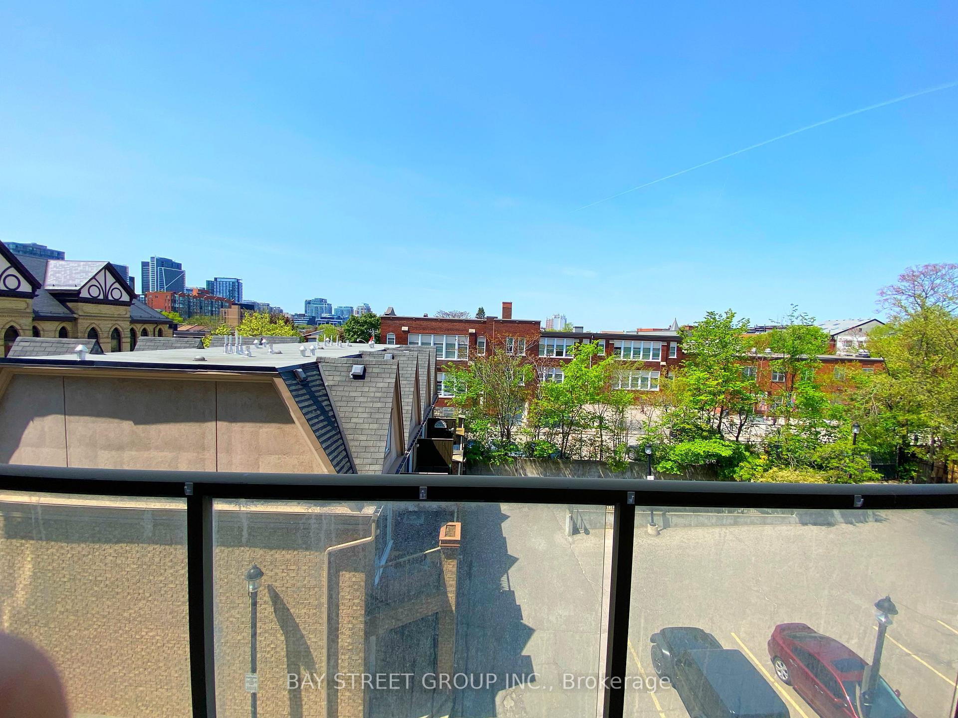 Photo 13 of Unit 402, 140 Bathurst Street, Toronto, Niagara — HOMEH