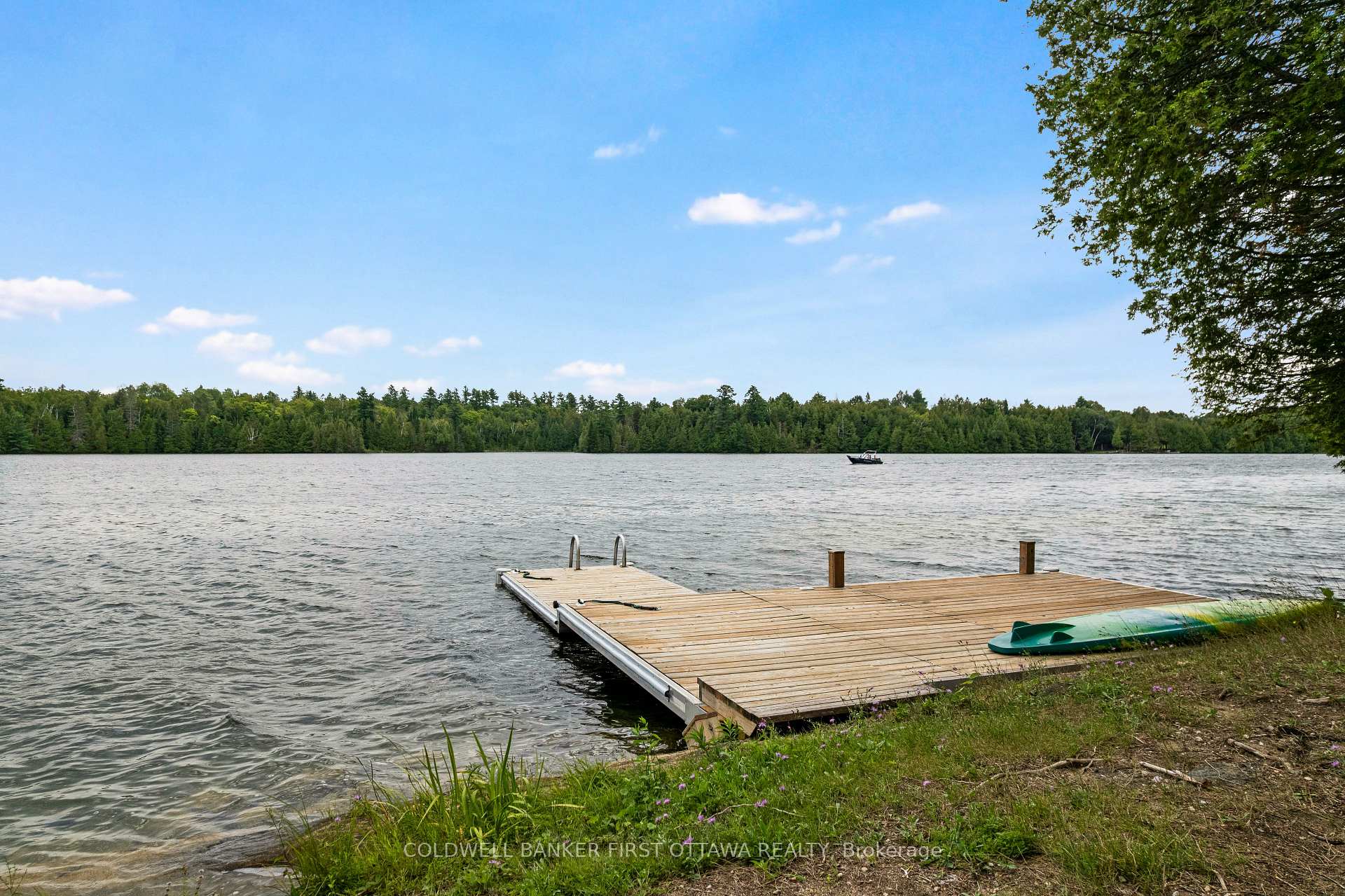 Photo 3 of 1271 Parsons Lane, Frontenac, Frontenac North — HOMEH