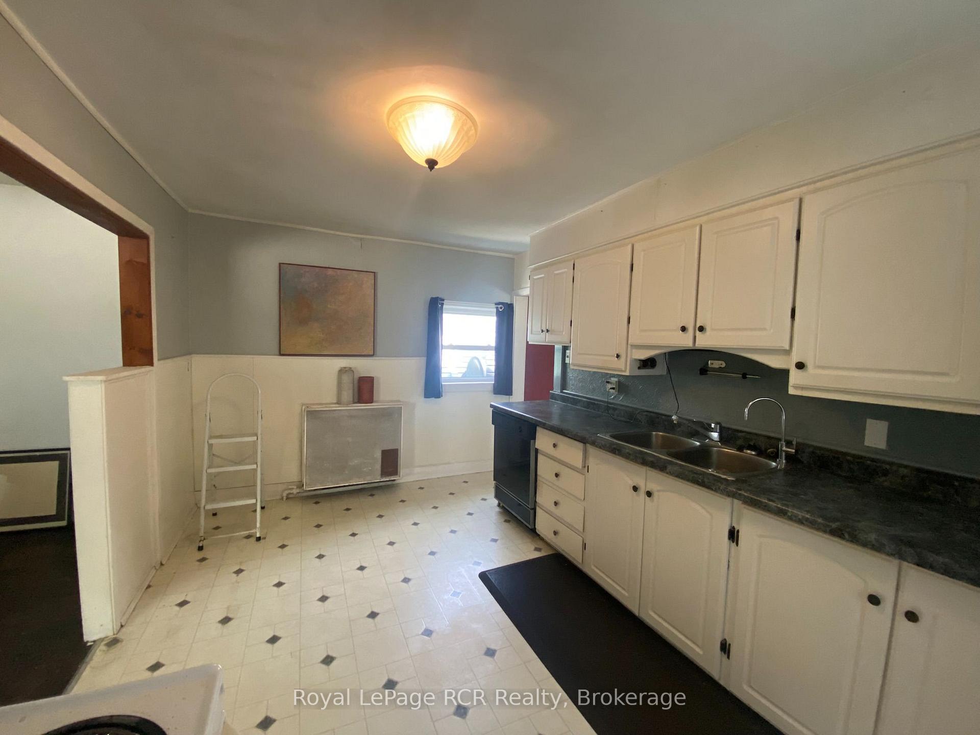 Photo 12 of 1851 5th Avenue E, Owen Sound — HOMEH