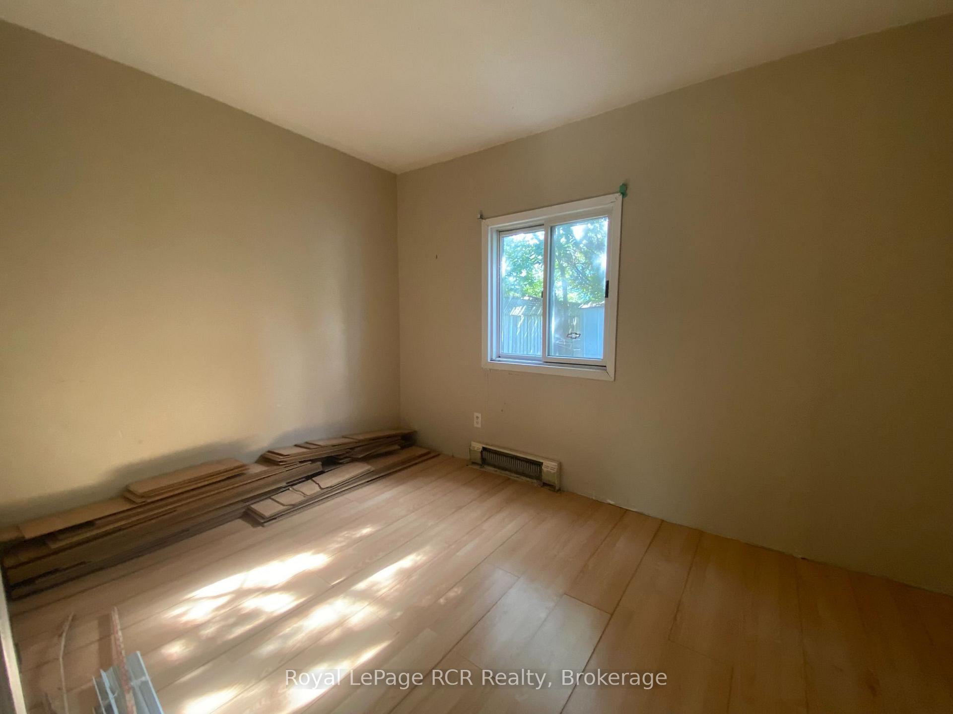 Photo 20 of 1851 5th Avenue E, Owen Sound — HOMEH
