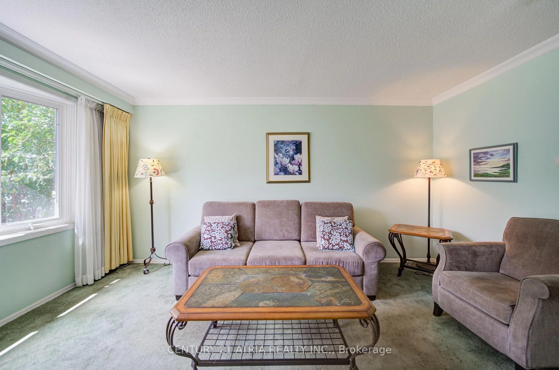 Photo 4 of 141 Hollyberry Trail, North York, Hillcrest Village — HOMEH