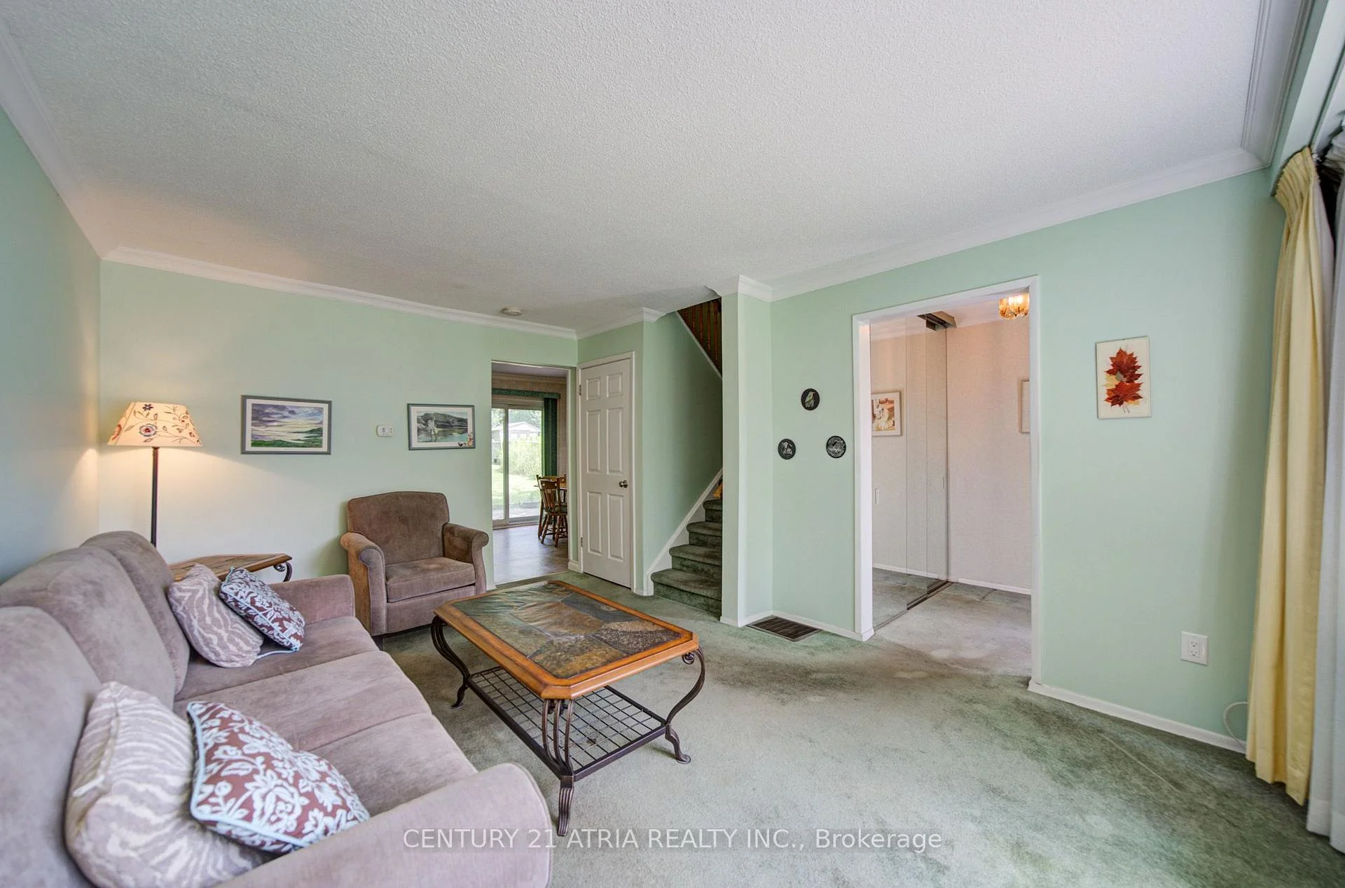 Photo 6 of 141 Hollyberry Trail, North York, Hillcrest Village — HOMEH