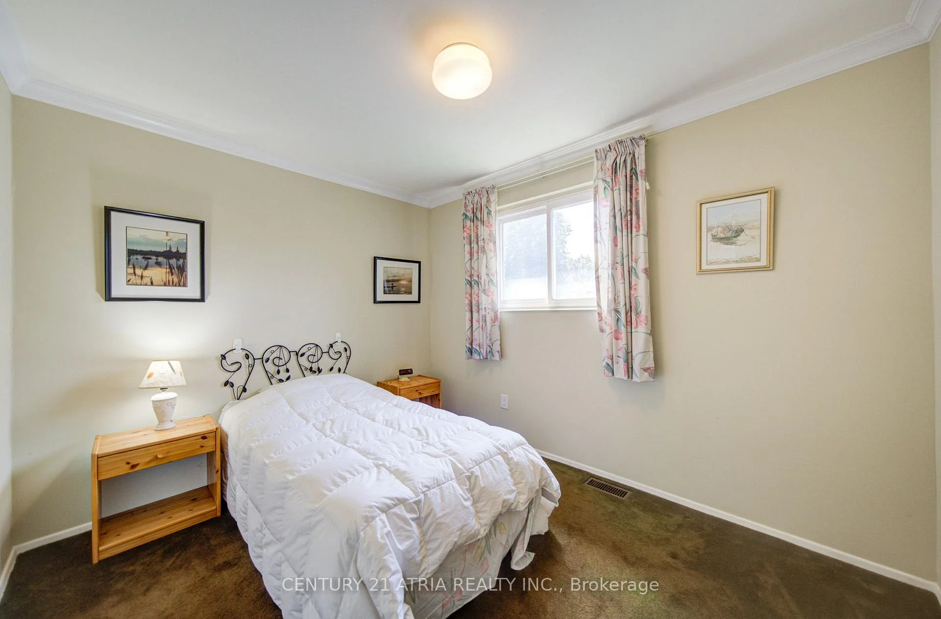 Photo 14 of 141 Hollyberry Trail, North York, Hillcrest Village — HOMEH