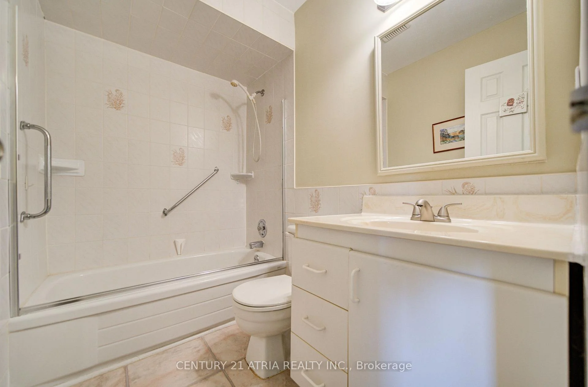 Photo 16 of 141 Hollyberry Trail, North York, Hillcrest Village — HOMEH