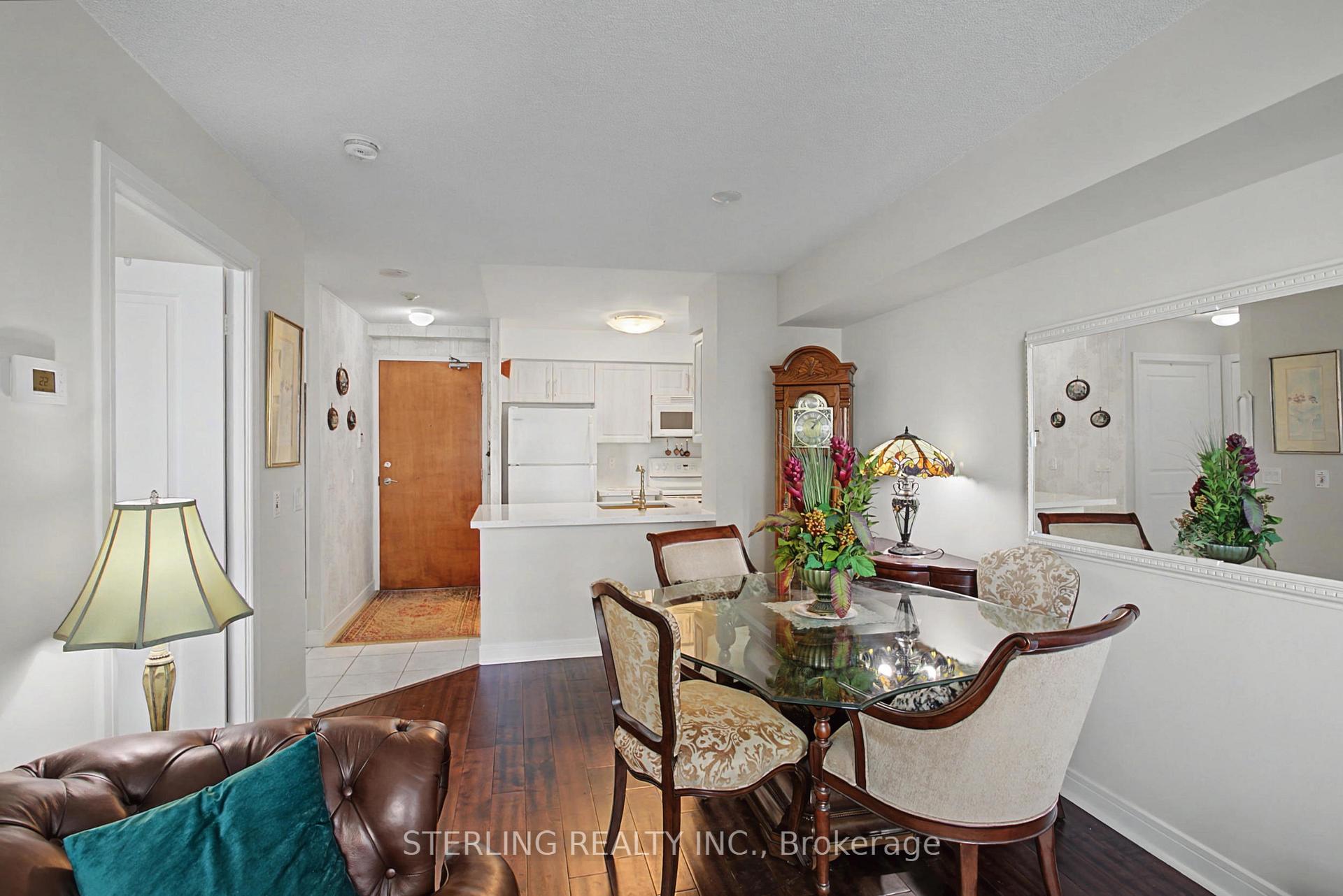 Photo 13 of Unit 1909, 31 Bales Avenue, North York, Willowdale East — HOMEH