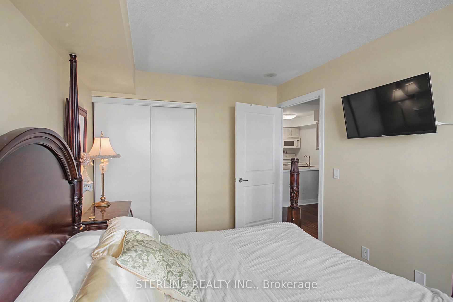 Photo 15 of Unit 1909, 31 Bales Avenue, North York, Willowdale East — HOMEH